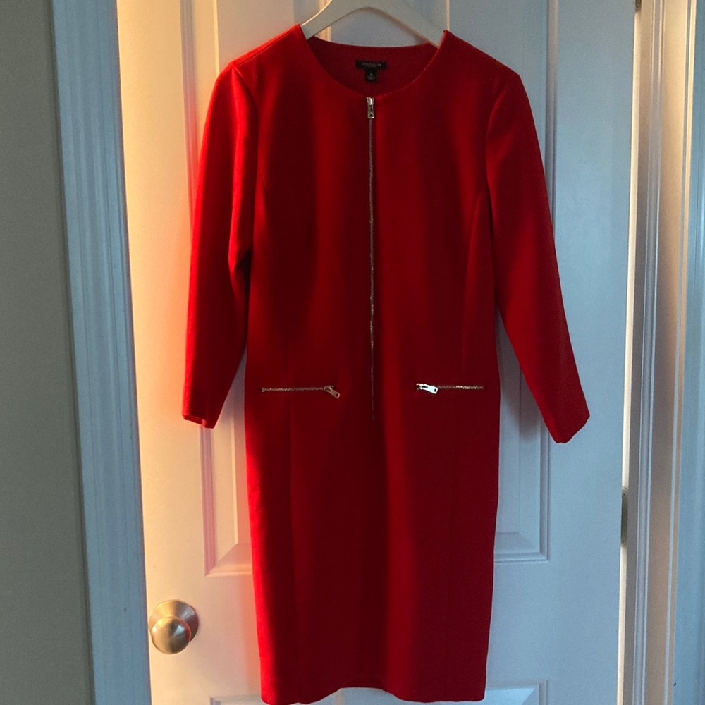 Ann Taylor Red 3/4 long  sleeves, Zip-Front Sheath Dress 👗, size -0, lined